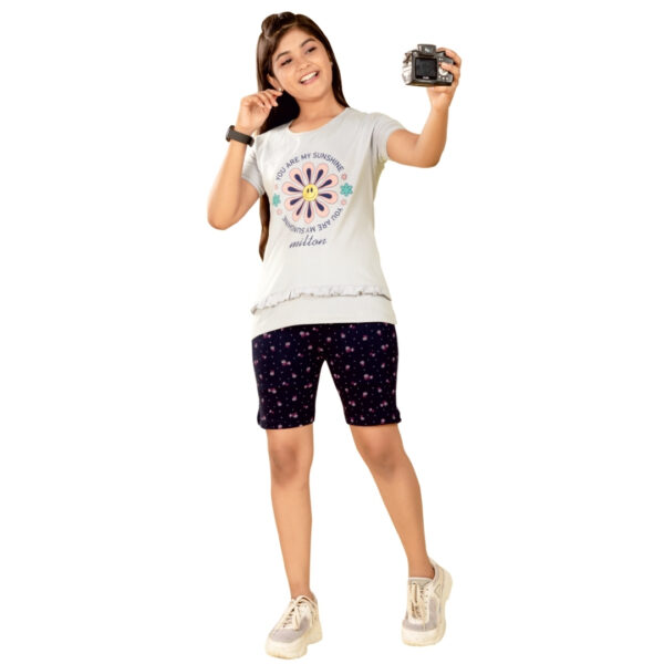 Swan Girls Fancy  Printed Shorts Set - Image 5